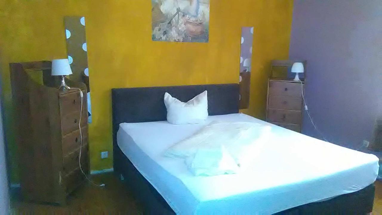 Wohnung In Kaiserslautern Esterno foto
