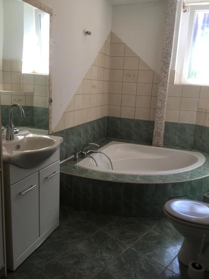 Wohnung In Kaiserslautern Esterno foto