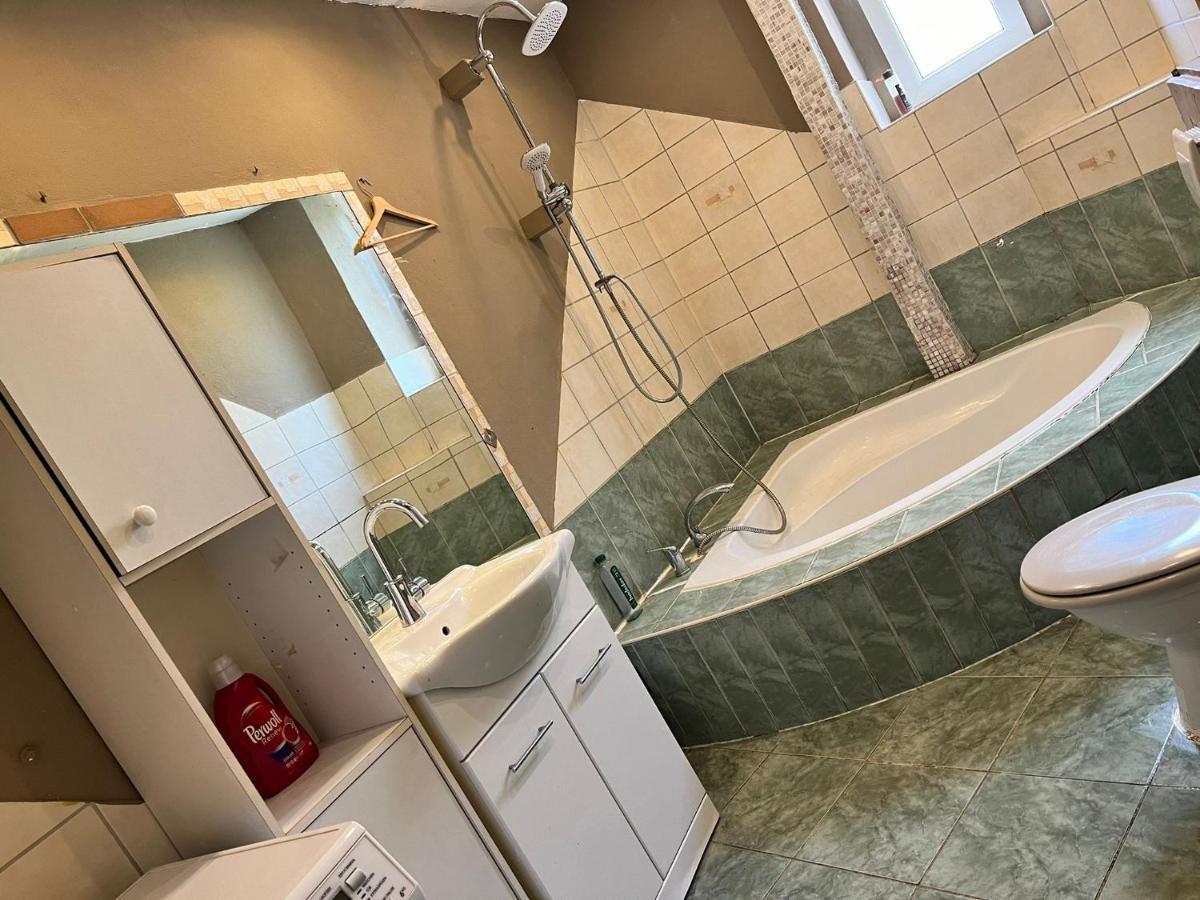 Wohnung In Kaiserslautern Esterno foto