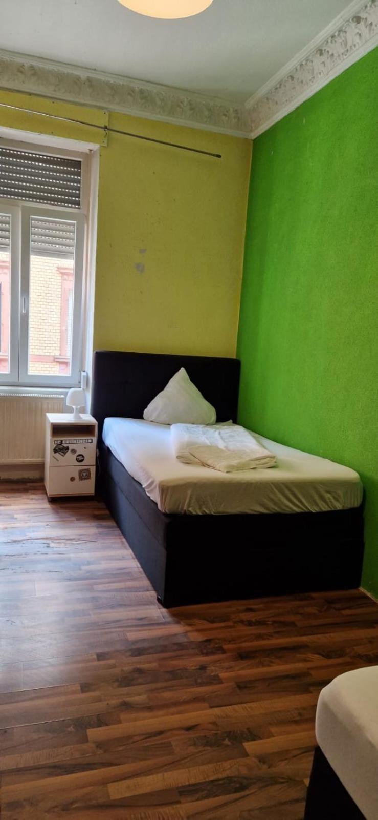 Wohnung In Kaiserslautern Esterno foto